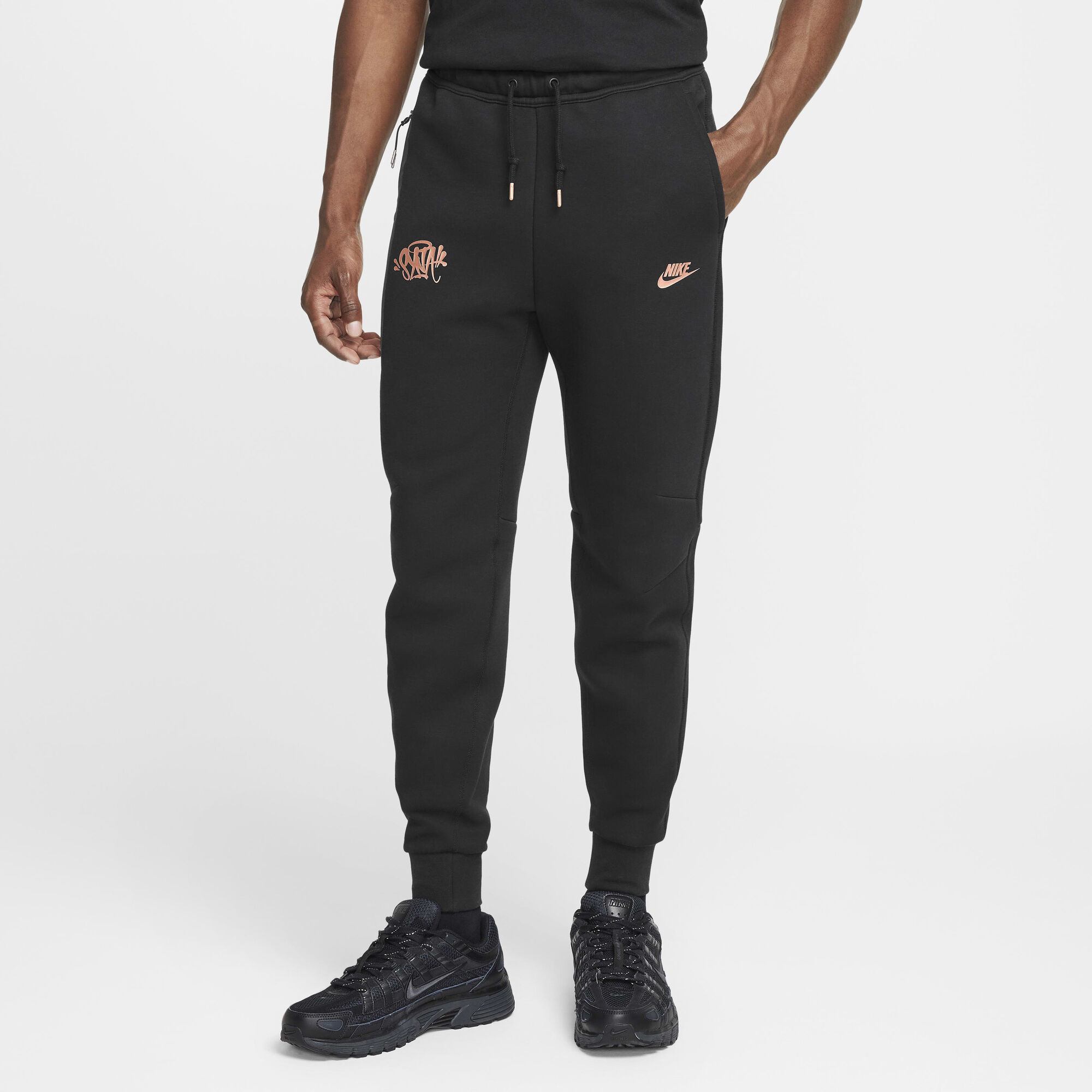 Nike x Central Cee Tech Fleece Hoodie & Joggers Set — view 2