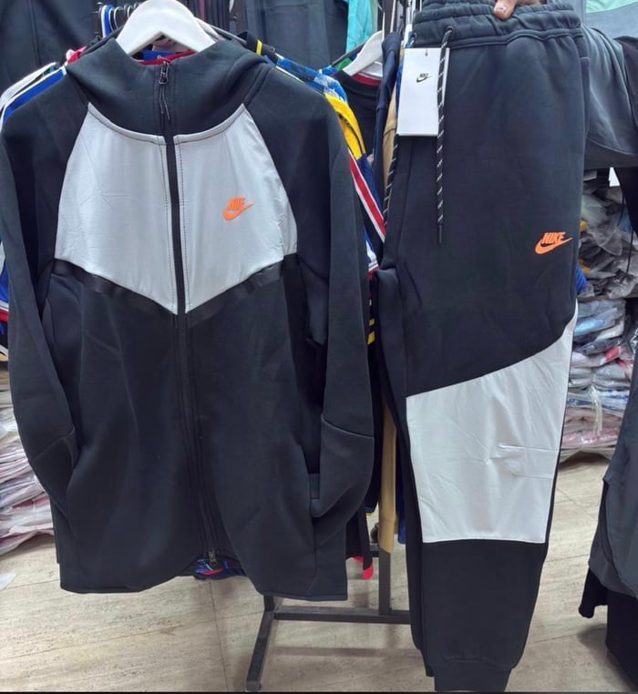 Nike Nike Sportswear Tech Fleece Full-Zip Hoodie & Joggers Set – Black / Wolf Grey / Total Orange sneakers South Africa
